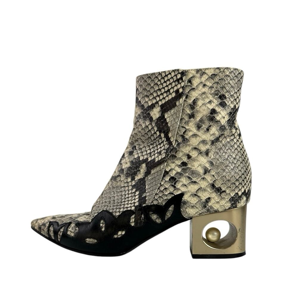 Coliac Calvin Black White Leather Snakeskin Pointed Toe Ankle Boots Sz 37 US 6.5